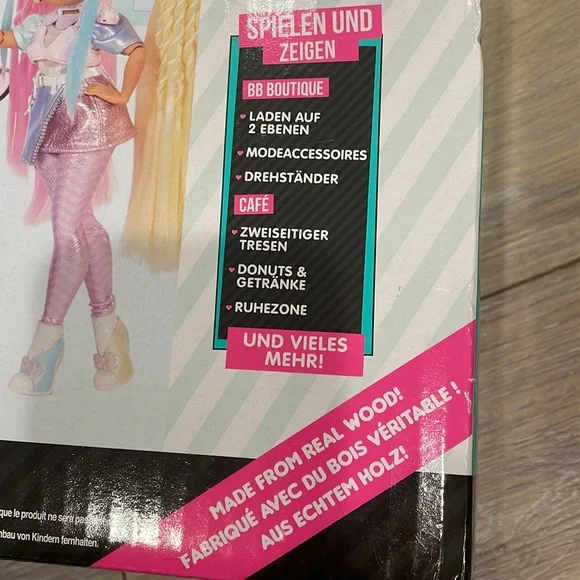 LOL OMG MALL NWOT - Picture 11 of 14